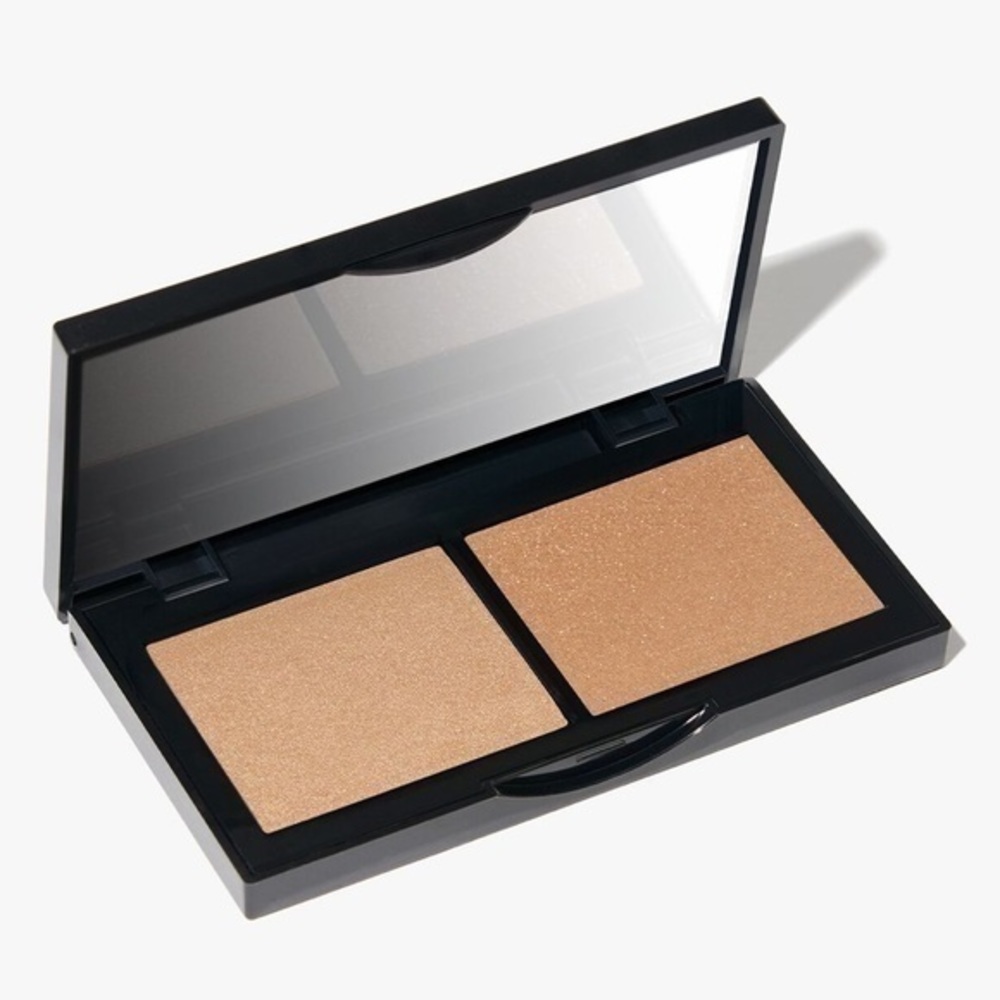 Laura Geller Hi-Def Glow Illuminator Duo highlighter